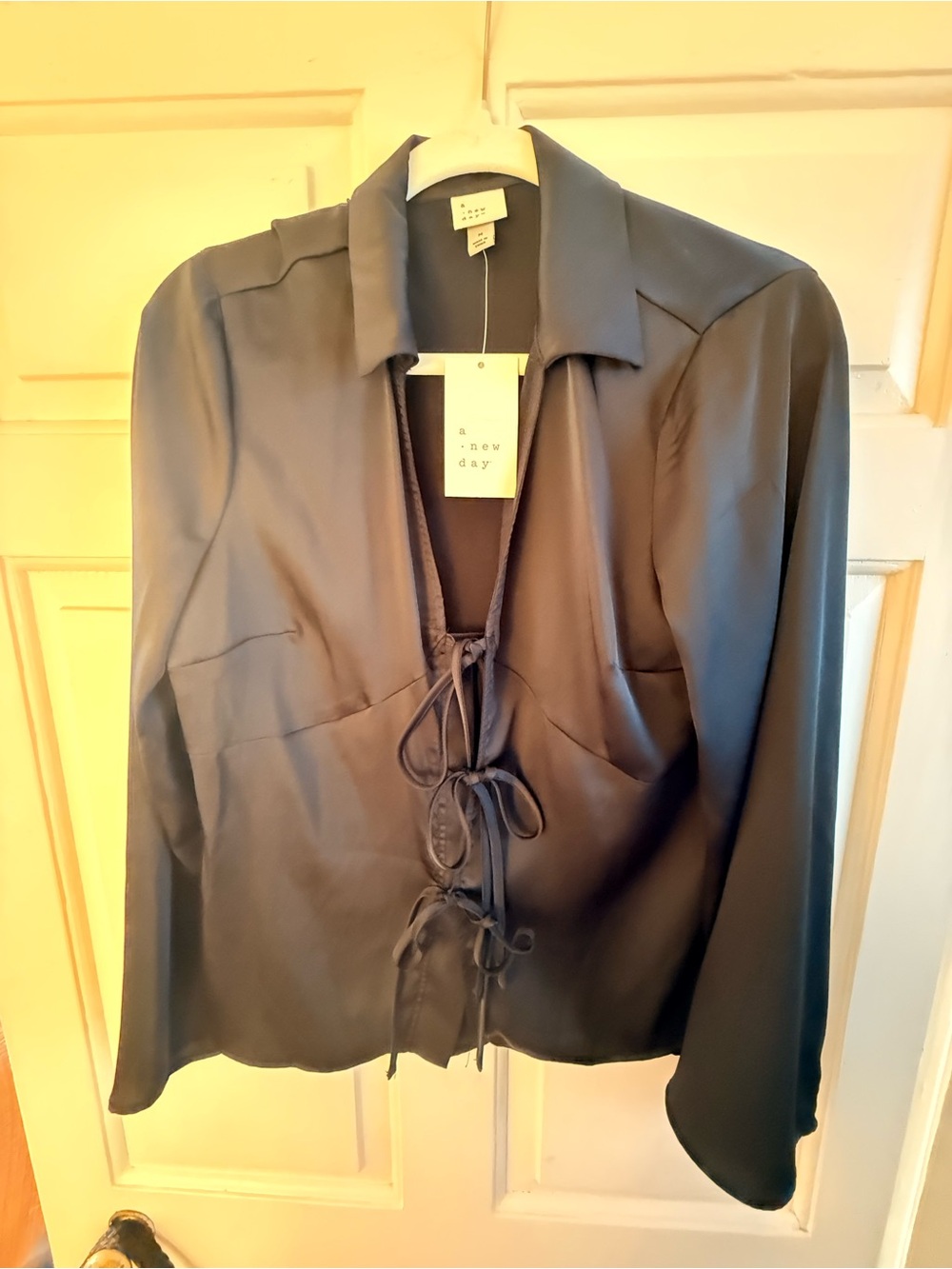 A New Day Women’s Black Tie-Front Satin Matching Set - Picture 3 of 8